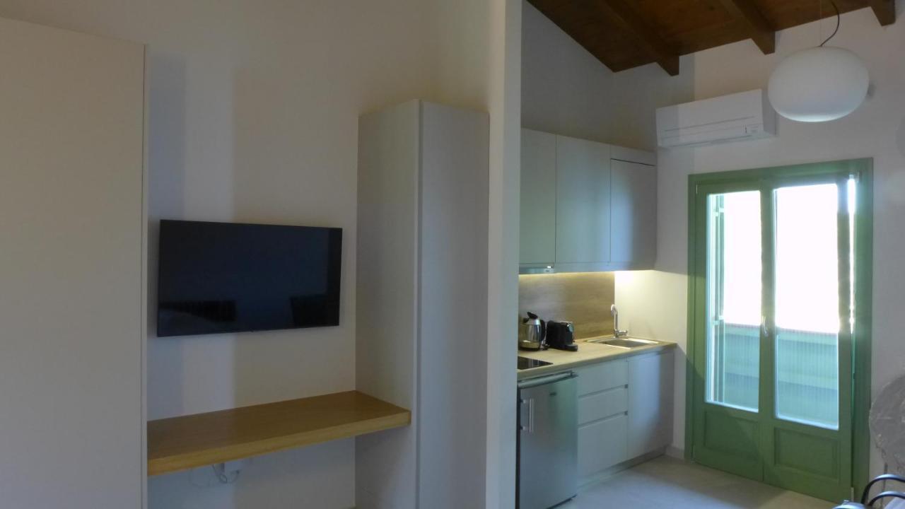 Caltabania Suites Ayios Nikitas Bagian luar foto